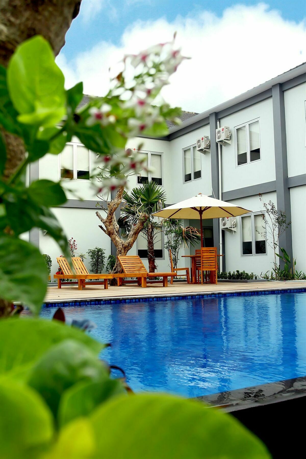 Grand Royal Bil Hotel Praya Exterior foto